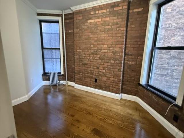 Room for rent in Arverne, New York