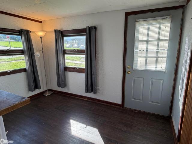 House for sale in Albia, Monroe County
