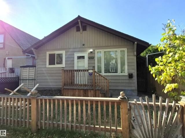 House for sale in Wedgewood, Alberta