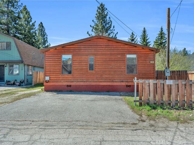 House for sale in Big Bear City, California