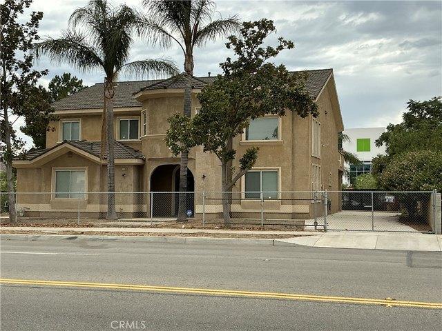 House for sale in Fontana, San Bernardino County