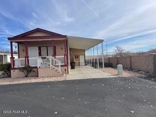 House for sale in Dewey, Arizona