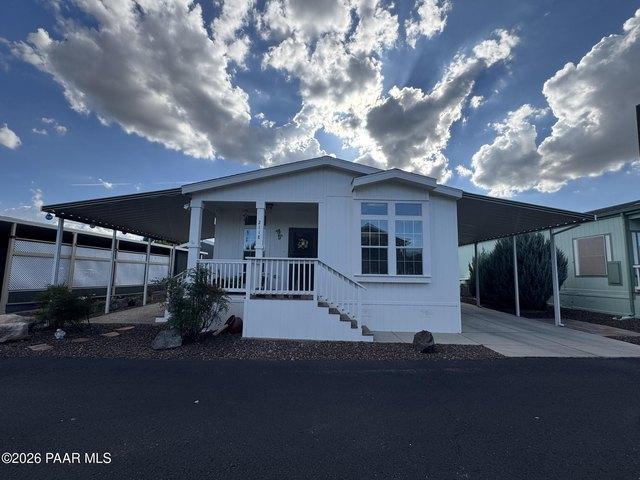 House for sale in Dewey, Arizona