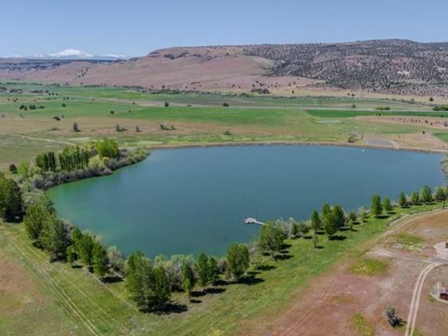 Farm for sale in Oregonia