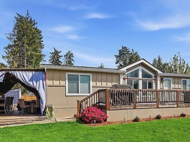 House for sale in Oregonia