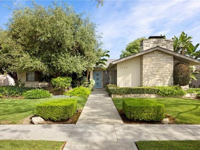 House for sale in Long Beach, California