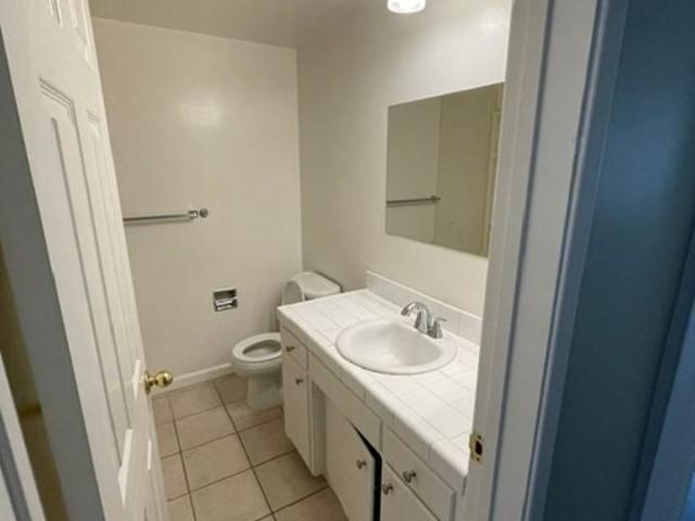 Apartment for rent in Glendora, California