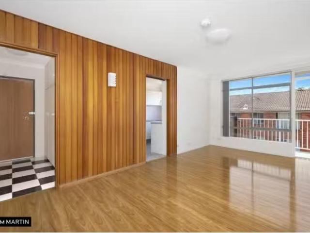 Apartment for rent in Eastlakes, Sydney