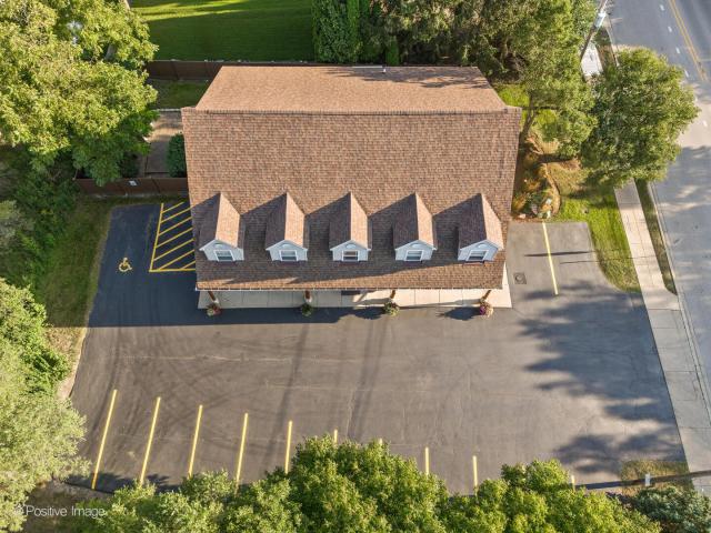 Commercial for sale in Gurnee, Illinois