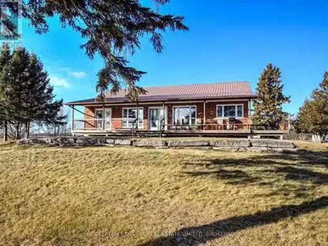 House for sale in Frontenac Islands, Ontario