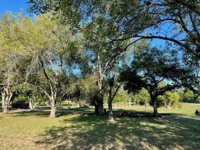 Land for sale in Luling, Texas