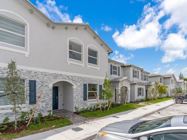 Townhouse for rent in Florida City, Miami-Dade County