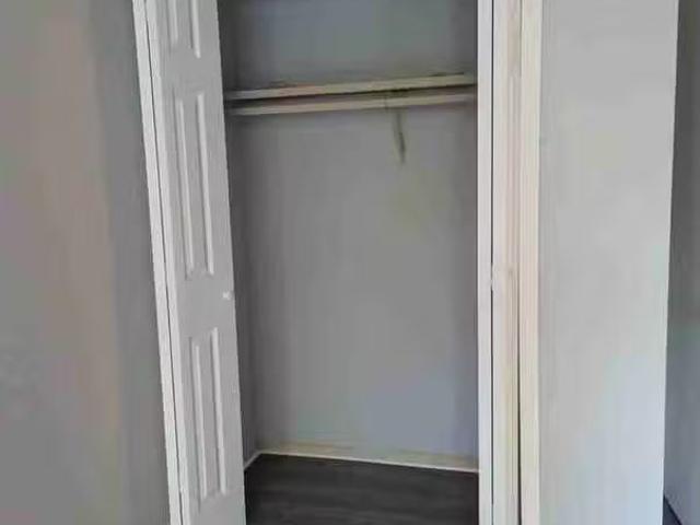 Condo for rent in Shawnee Mission