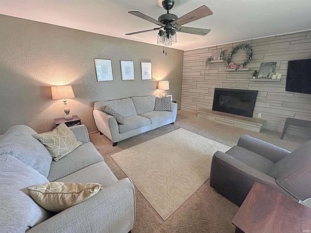 House for sale in Loogootee, Indiana
