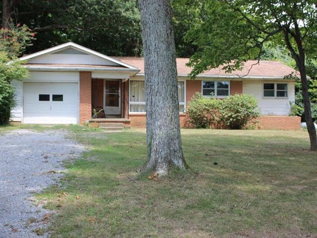House for sale in Eddyville, Lyon County