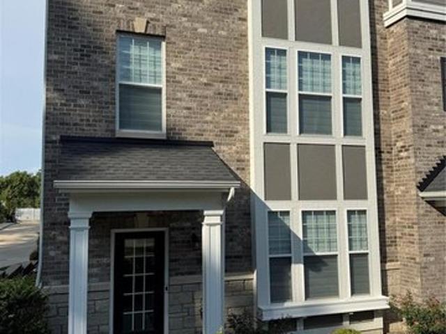 Townhouse for sale in Saint Louis, Missouri
