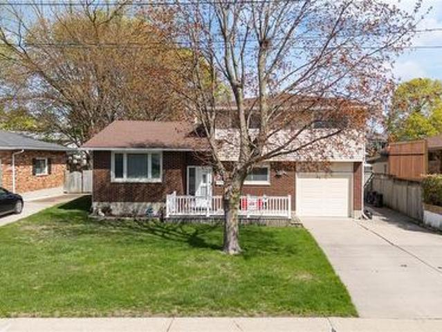 House for sale in Brights Grove, Ontario