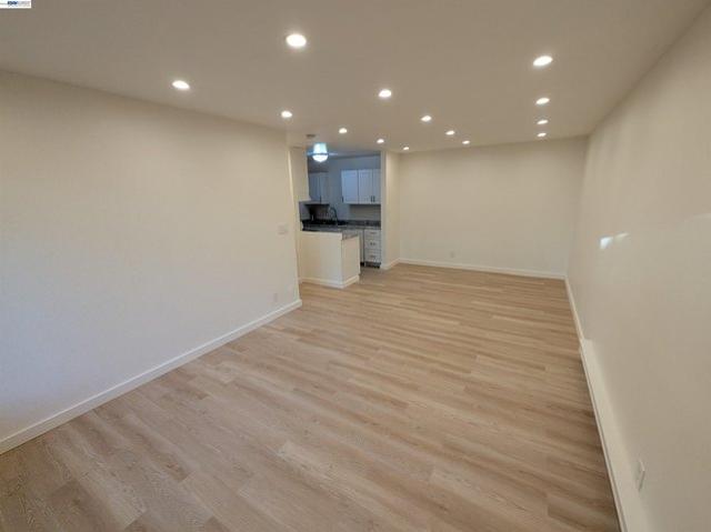 Condo for sale in San Mateo, California
