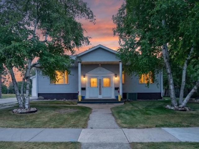 House for sale in Oshkosh, Wisconsin