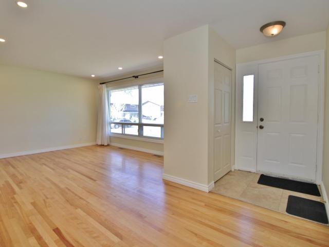 Apartment for rent in Mulhurst Bay, Ontario