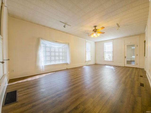 House for sale in Cherry Hill Estates, Mount Carmel