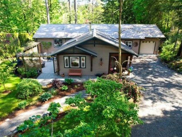 Property for sale in Gabriola, British Columbia