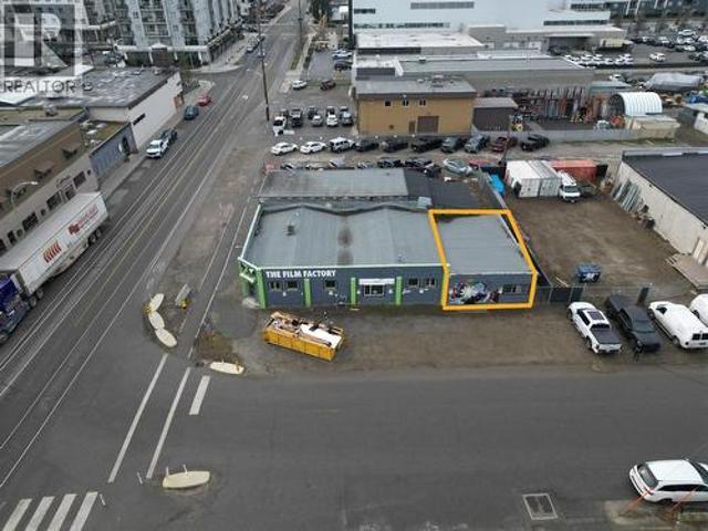 Commercial for rent in Winfield, British Columbia