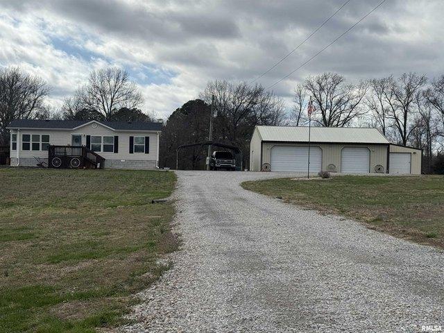 House for sale in Mulkeytown, Illinois