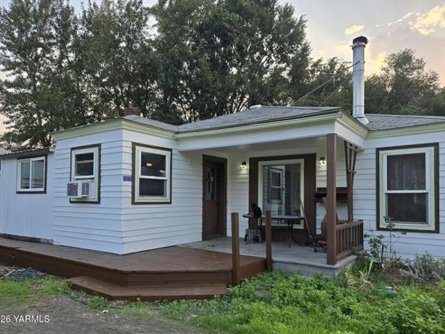 House for sale in Naches, Washington