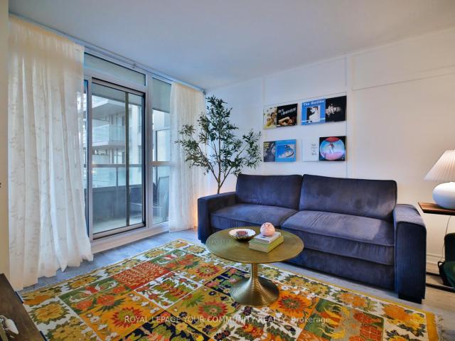 Condo for rent in Woburn, Ontario