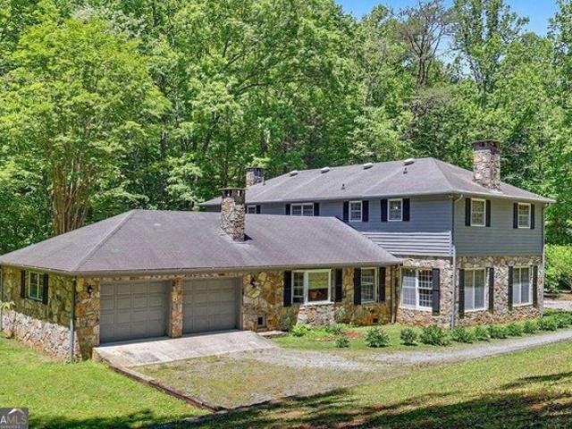 House for sale in Hiawassee, Georgia