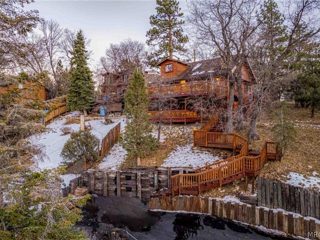 House for sale in Fawnskin, California