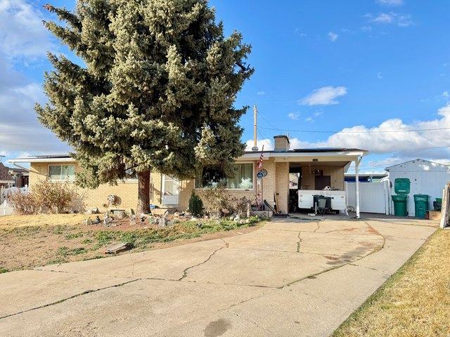 House for sale in Clearfield, Utah