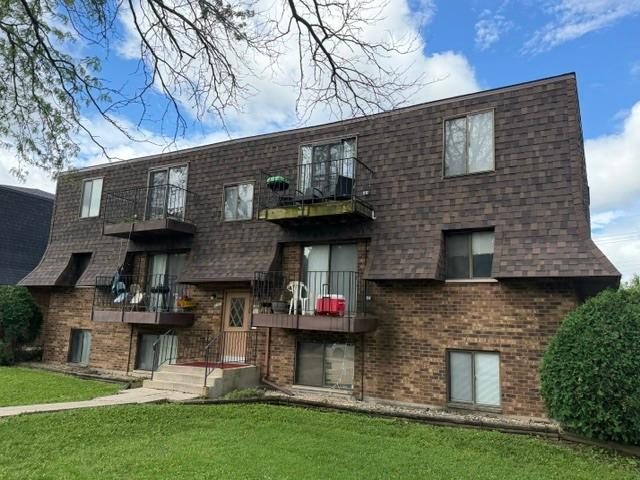 House for sale in Crest Hill, Illinois
