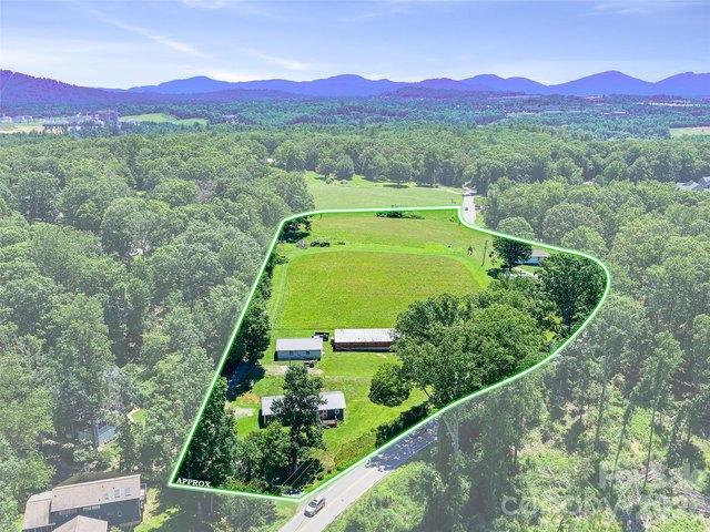 Farm for sale in Asheville, North Carolina
