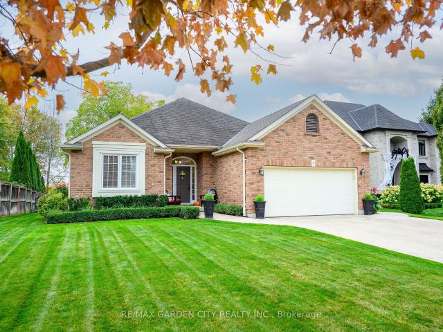 House for sale in Niagara, Ontario