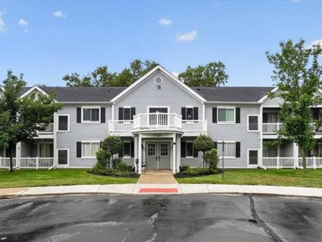Condo for sale in Novi, Michigan