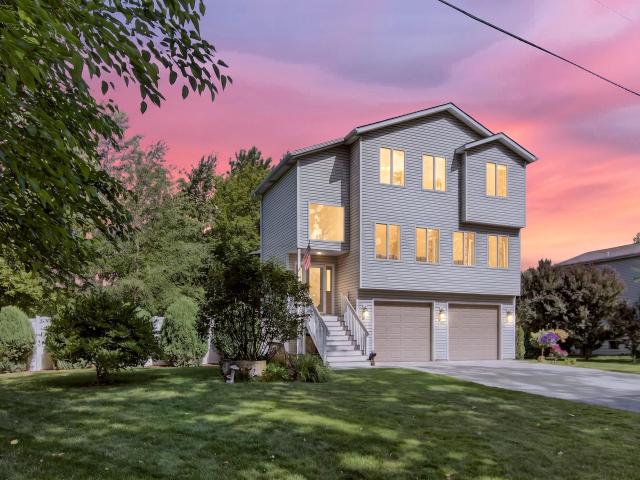 House for sale in Pleasant Prairie, Wisconsin