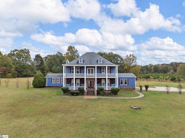 House for sale in Clinton, South Carolina