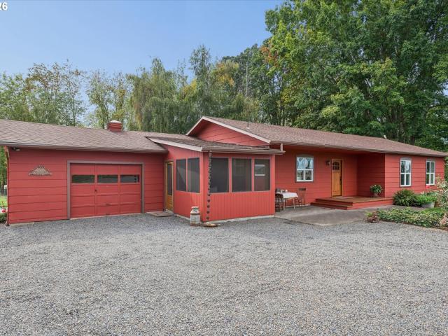 House for sale in Canby, Clackamas County