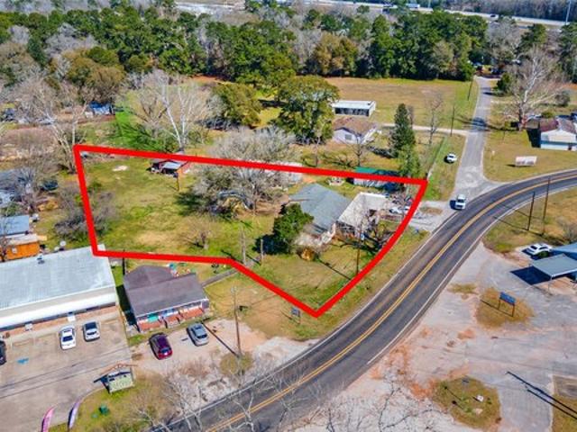 House for sale in Shepherd, Texas