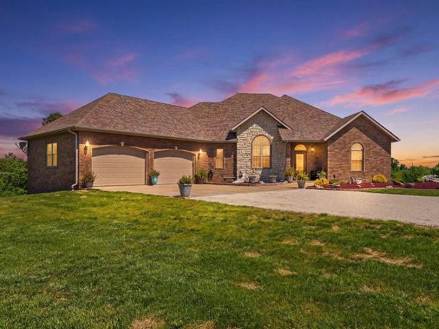 House for sale in Mountain Grove, Missouri