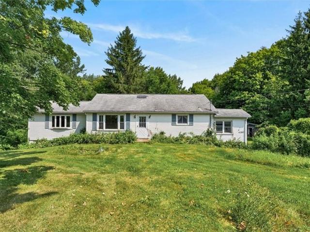 House for sale in Wolcott, New York