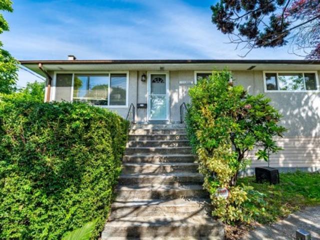 House for sale in Whalley, Surrey