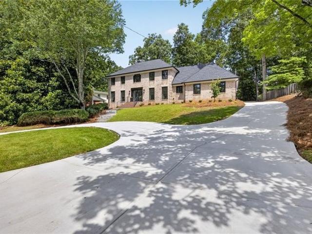 House for sale in Dunwoody, Georgia