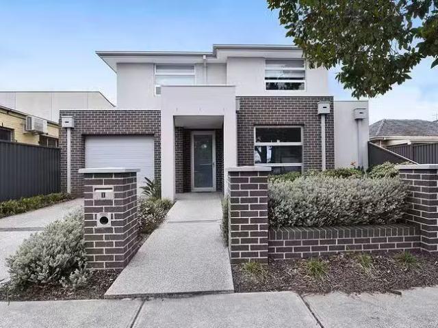 House for rent in Airport West, Victoria
