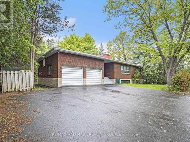 Property for sale in Beacon Hill-Cyrville, Ottawa