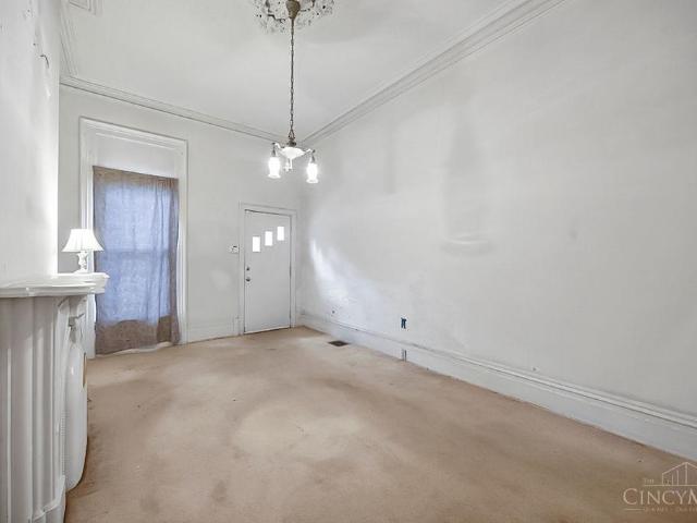 House for sale in Roselawn, Ohio