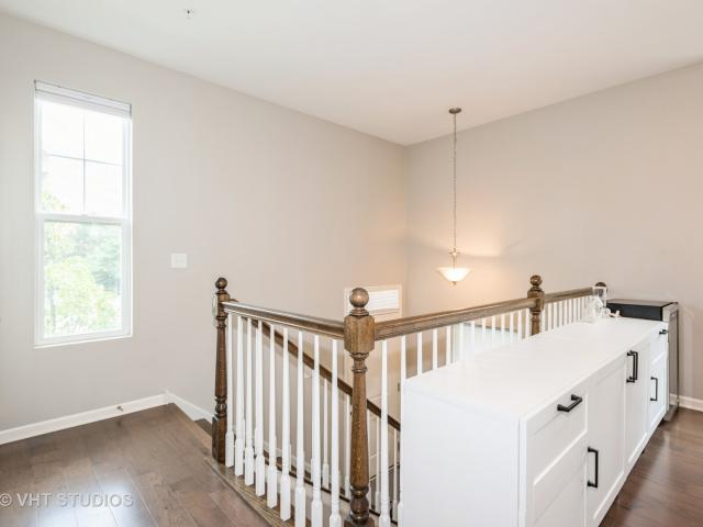 Townhouse for sale in Des Plaines