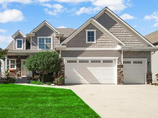House for sale in Crown Point, Lake County